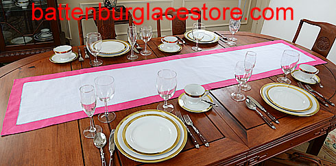 Table runner. White with Raspberry Sorbet color. 16x72"
